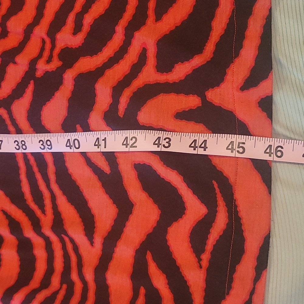 No boundaries Red & black zebra print halter dress. Brown & red beading. - Picture 8 of 9